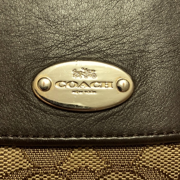 Authentic Coach long wallet soft canvas. - Picture 2 of 10